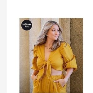 EXPRESS- Linen Blend Tie Front Puff Sleeve Cropped Top